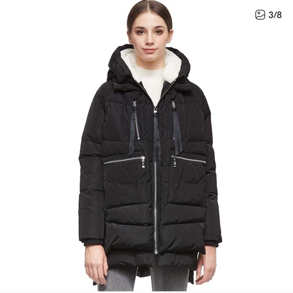 NWOT ARTTER Women's Black Hooded Puffer Jacket - Picture 3 of 5